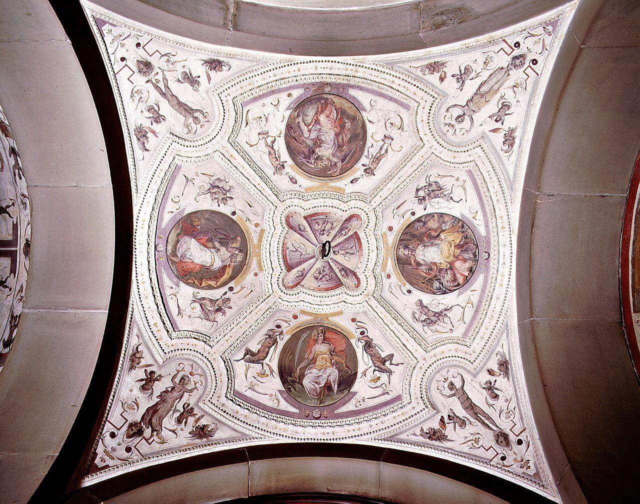 figure allegoriche e motivi decorativi a grottesche (dipinto) di Marchetti Marco detto Marco da Faenza, Vasari Giorgio (sec. XVI)