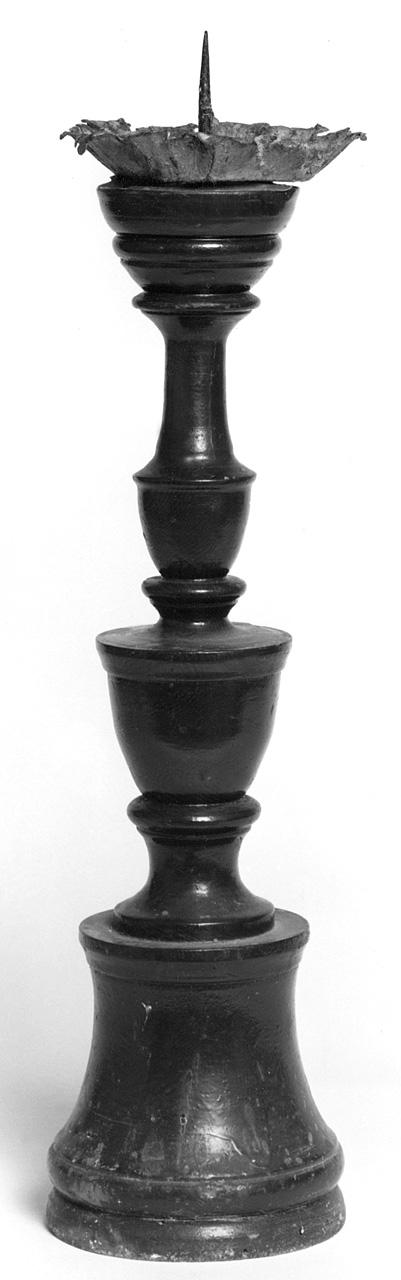 candeliere, serie - produzione toscana (ultimo quarto sec. XIX)