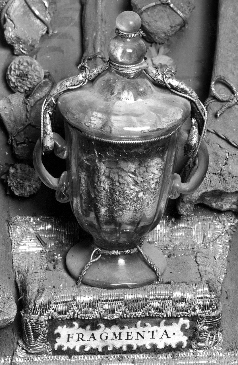 reliquiario vasiforme - produzione toscana (sec. XVIII)