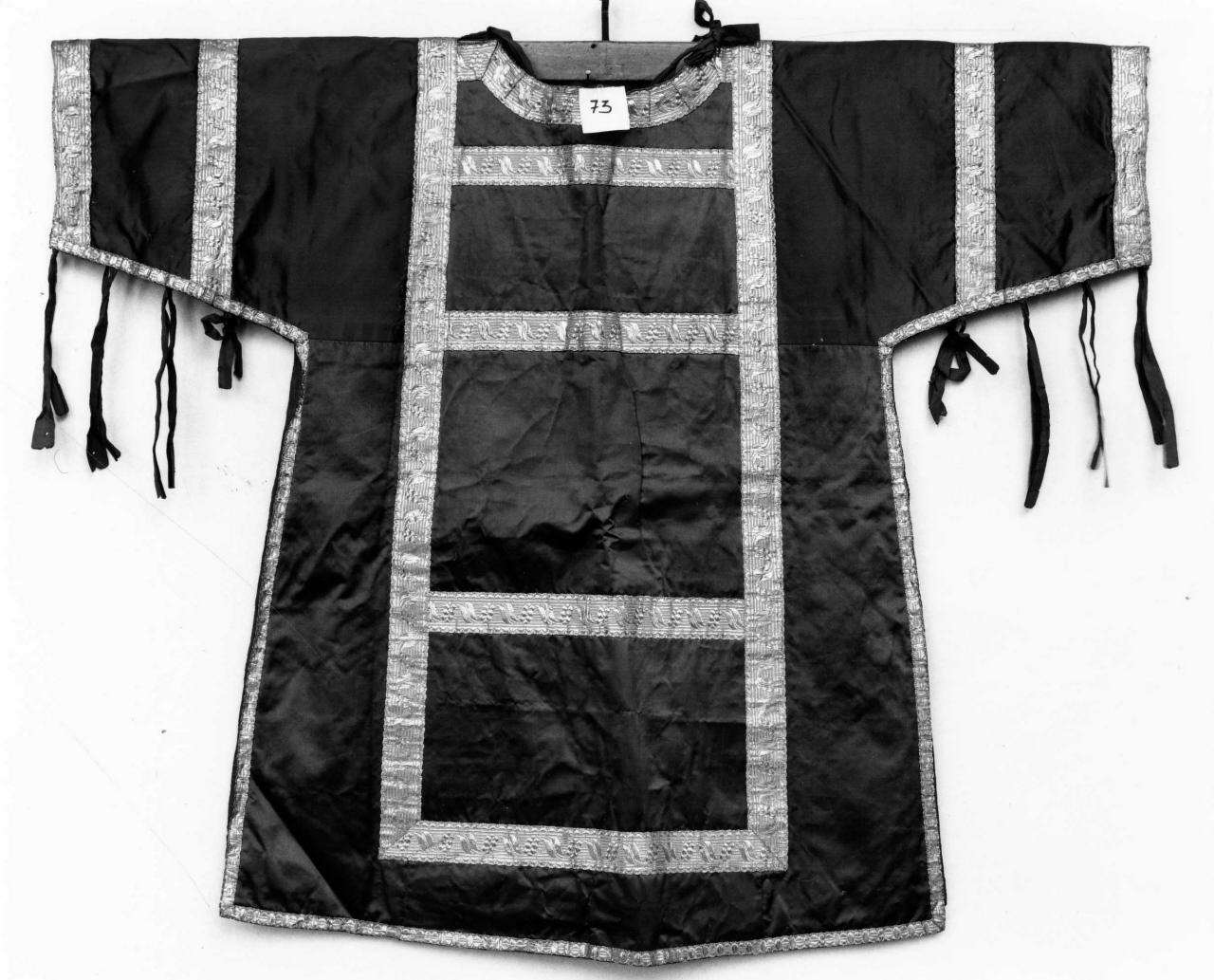 tunicella, serie - manifattura toscana (prima metà sec. XVIII)