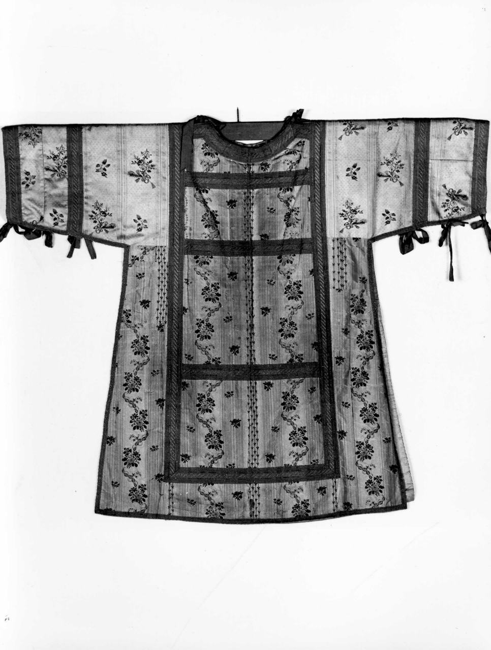 tunicella, serie - manifattura toscana (ultimo quarto sec. XVIII)