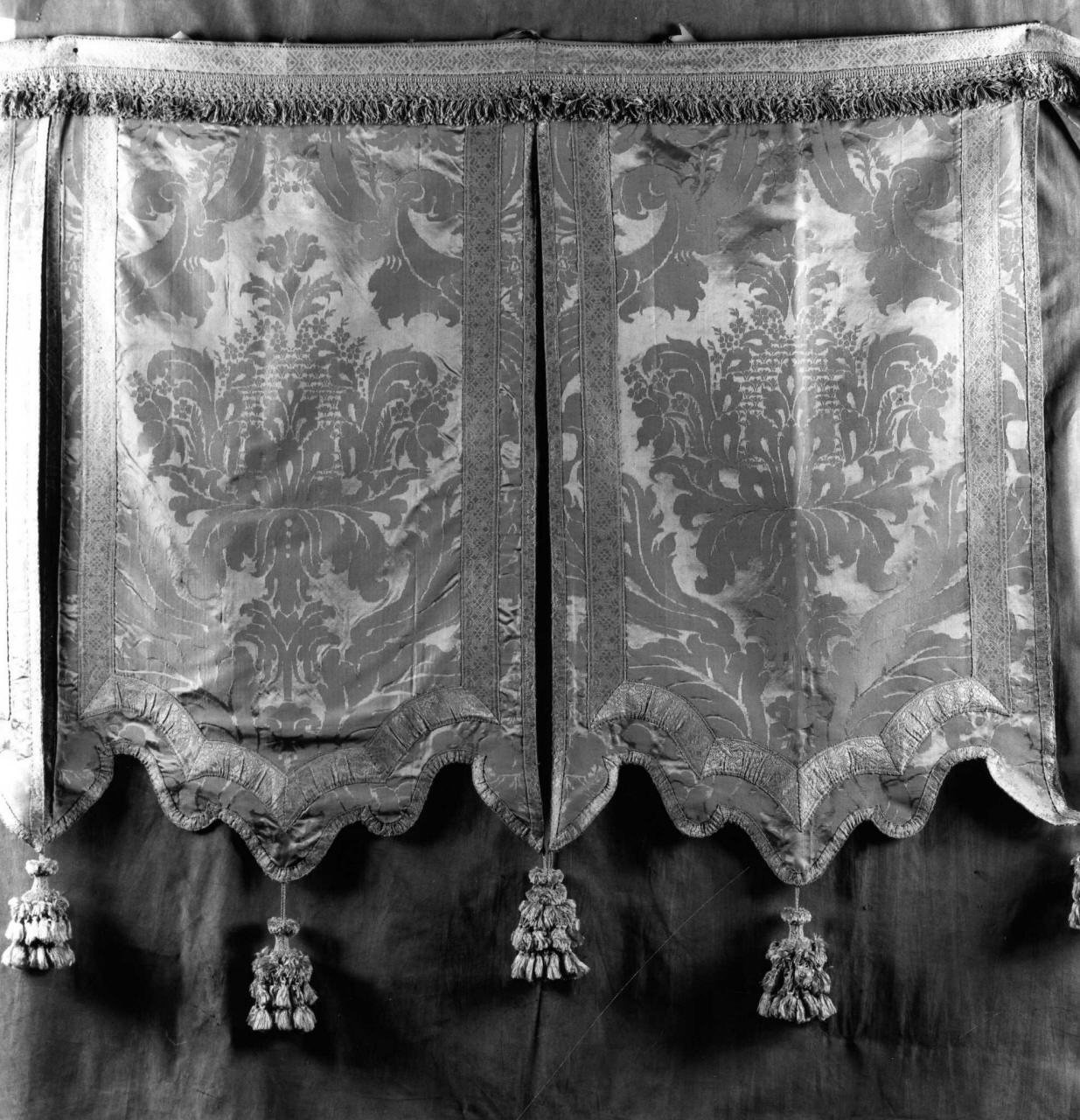 baldacchino processionale, frammento - manifattura toscana (seconda metà sec. XIX)