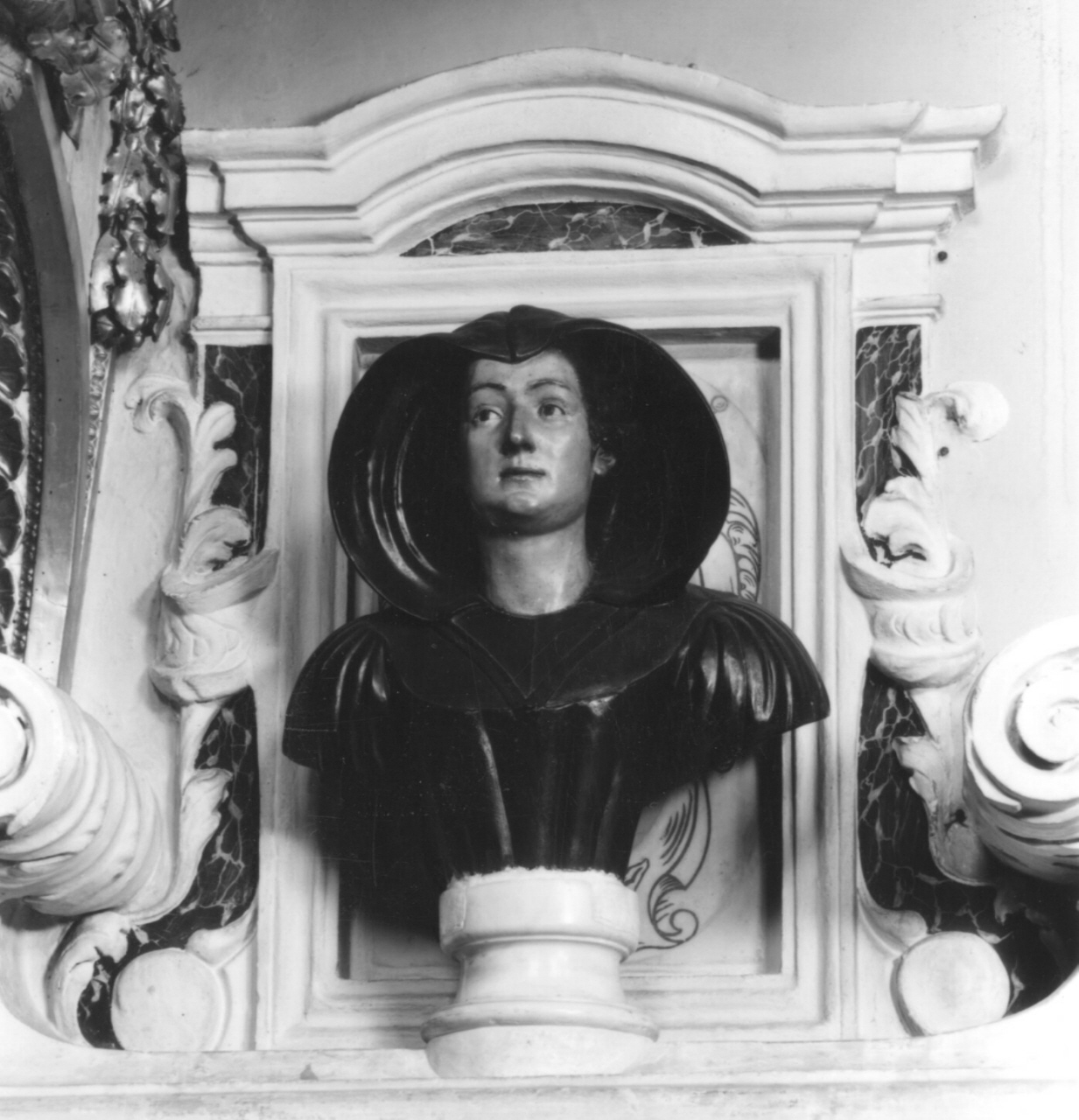 busto ritratto di Eleonora Ramirez di Montalvo (monumento funebre) di Corbellini Giovan Battista (sec. XVII)