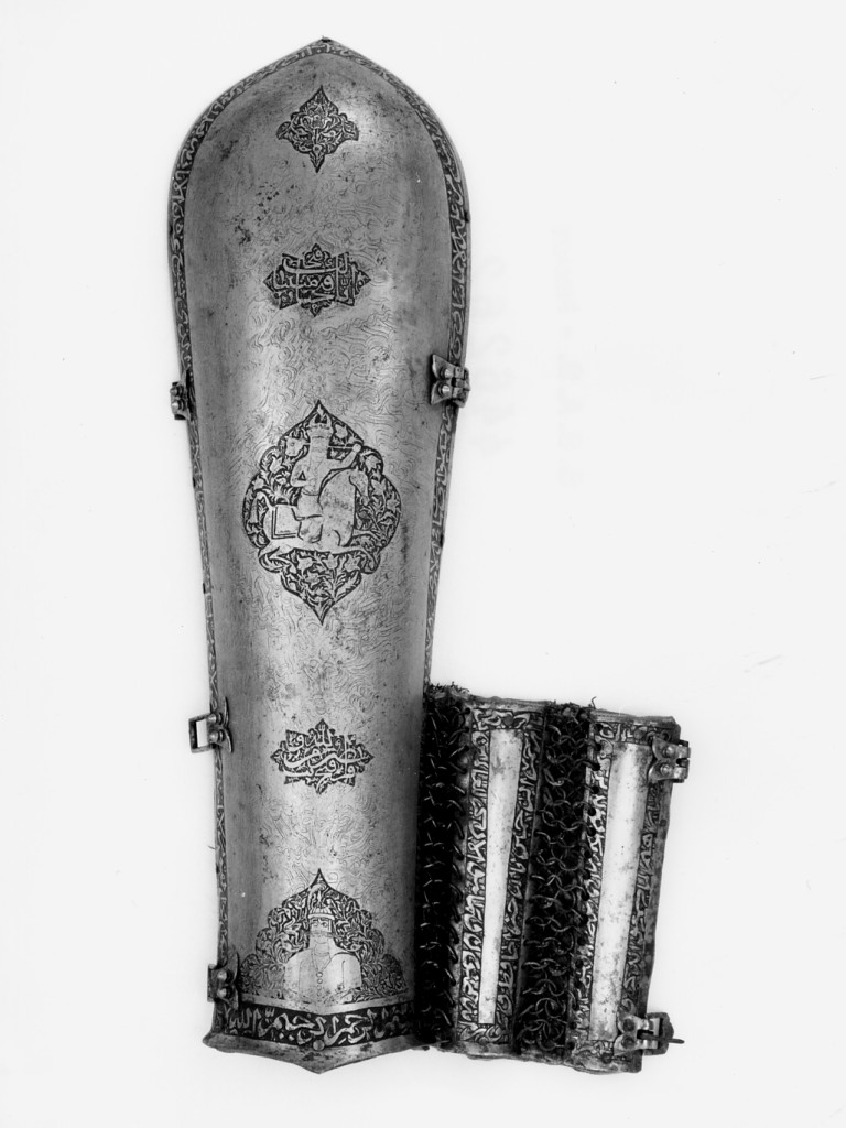 scene guerresche e elementi floreali (bracciale - dastana) - manifattura indiana (sec. XVIII)