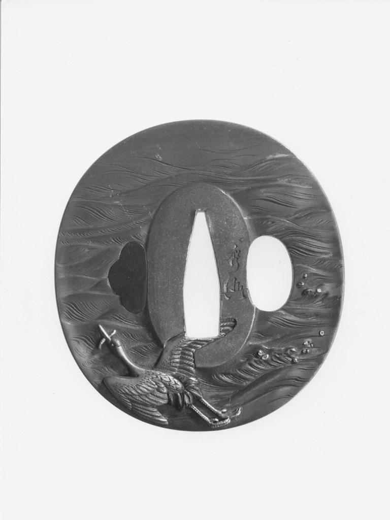 cicogna che vola, mare, iscrizione (recto)/ cicogna su albero di pino marittimo con piccoli, piante (verso) (guradamano da sciabola - tsuba ovale, elemento d'insieme) di Kawarabayashi Hideoki - scuola Otsuki IV generazione (secondo quarto sec. XIX)
