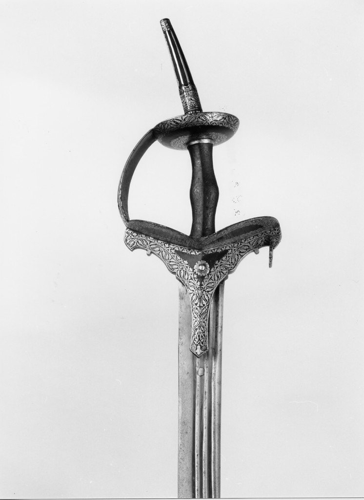 motivi decorativi a girali vegetali (sciabola - firangi) - manifattura maharatta (seconda metà sec. XVIII)