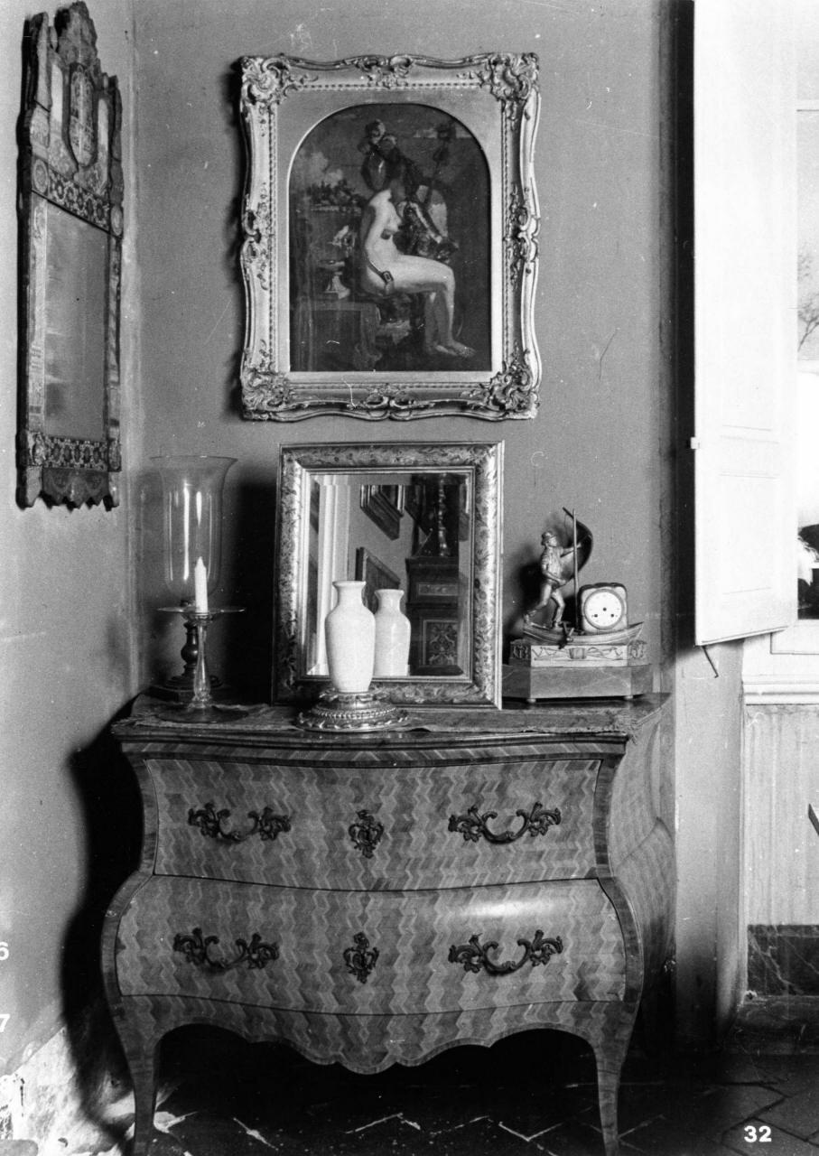 cassettone - bottega Italia meridionale (sec. XVIII)