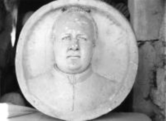 ritratto di ecclesiastico (rilievo) di Duprè Giovanni (sec. XIX)
