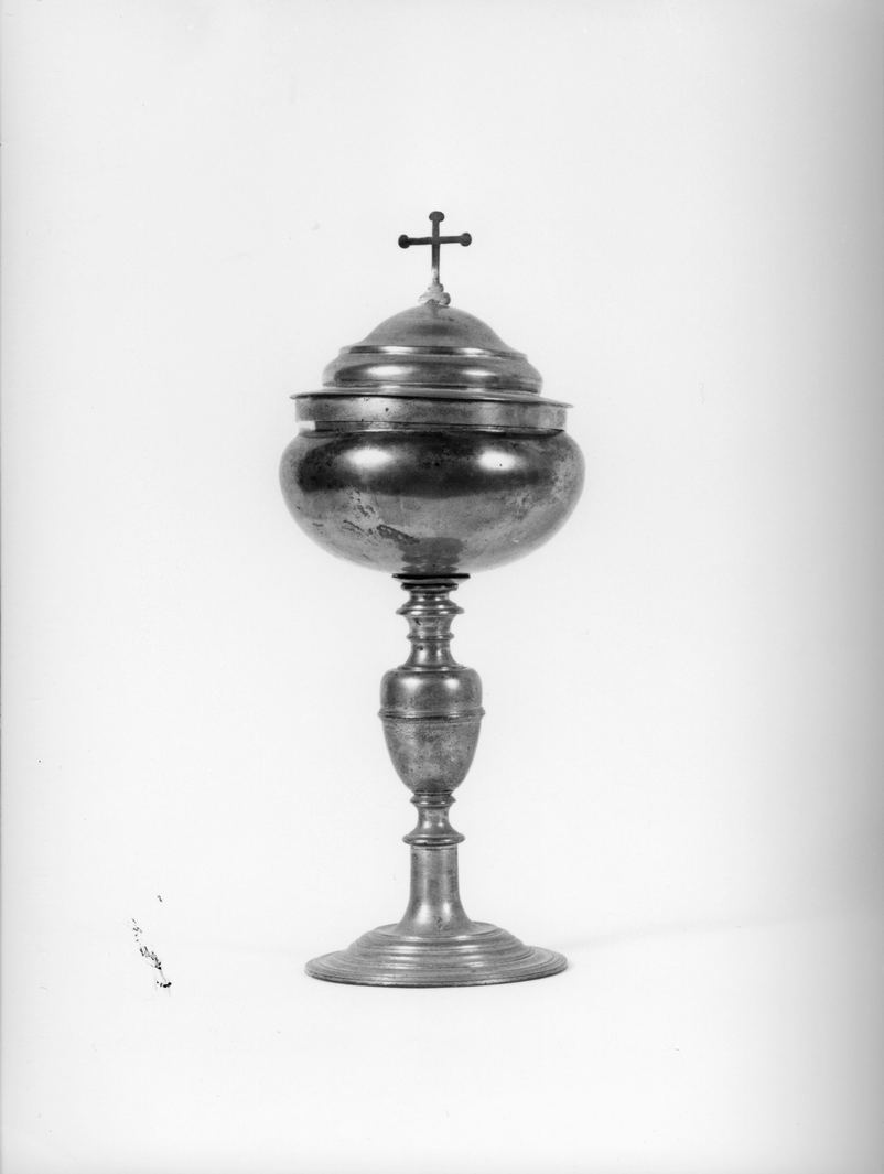 pisside - bottega toscana (seconda metà sec. XVII)