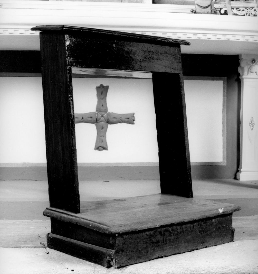 inginocchiatoio, serie - bottega toscana (prima metà sec. XX)