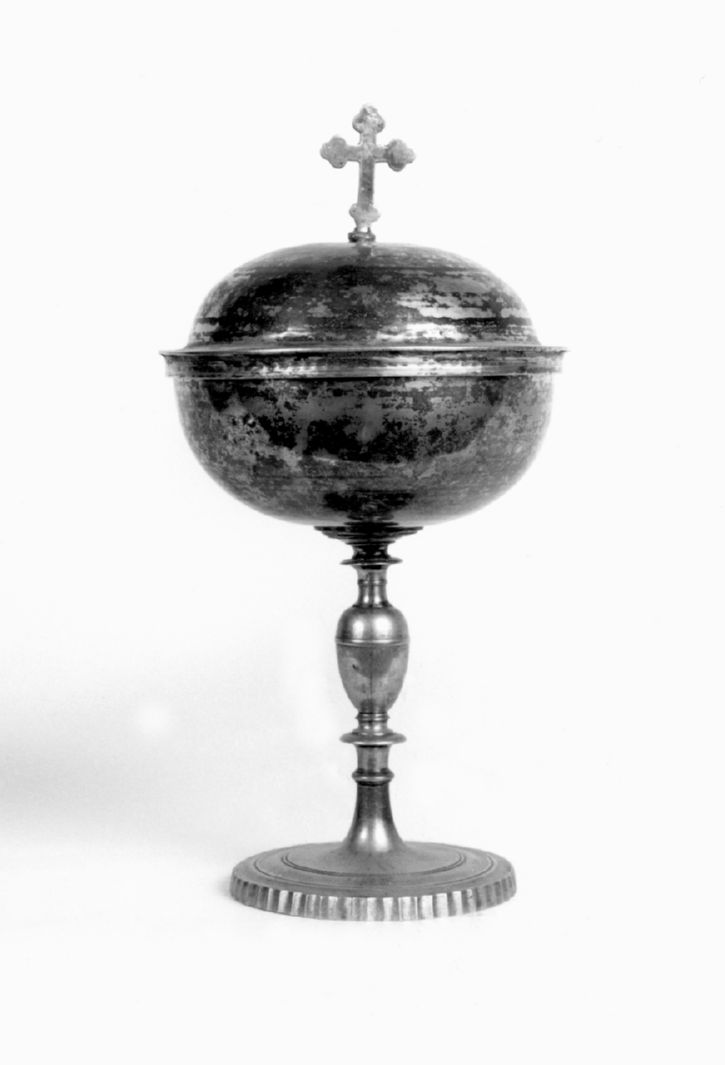 pisside - ambito toscano (primo quarto sec. XX)