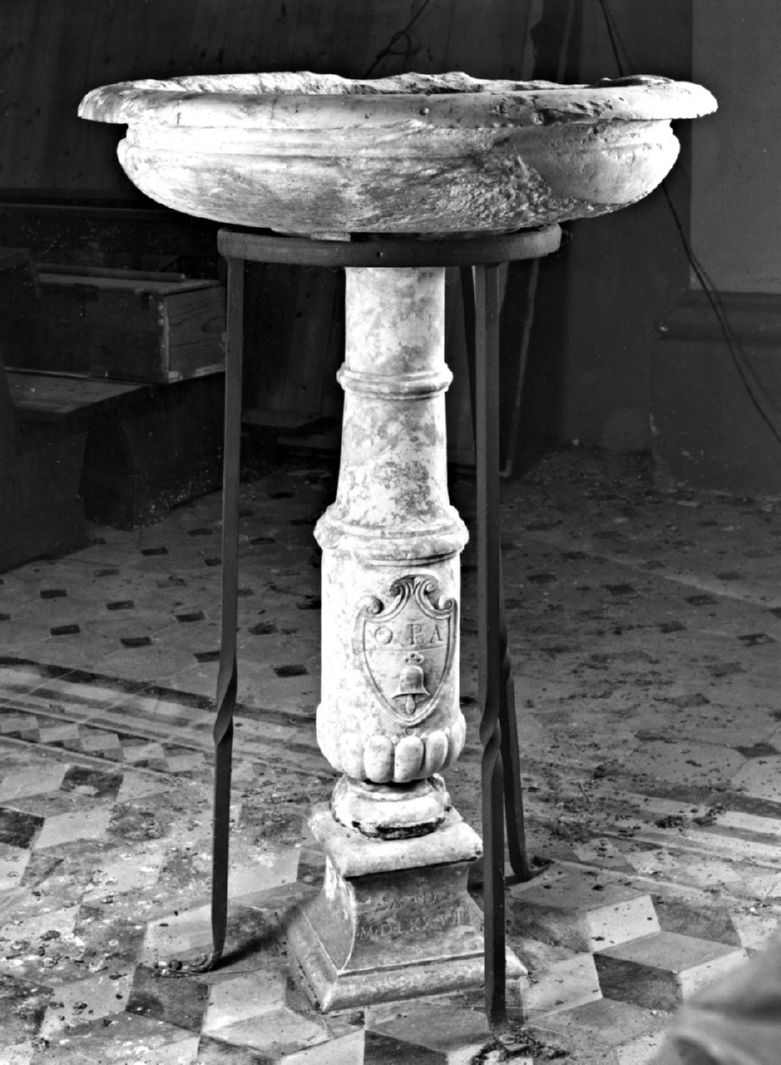 acquasantiera - bottega toscana (sec. XVI)