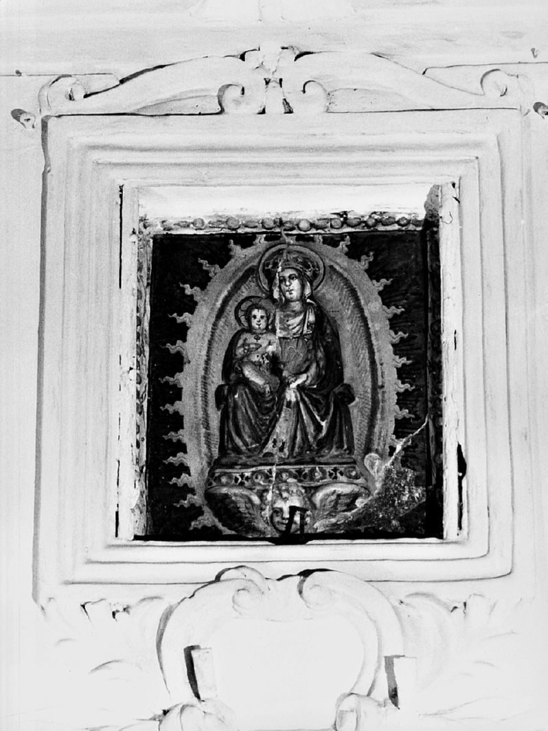 Madonna con Bambino in trono (formella) - bottega senese (sec. XVII)