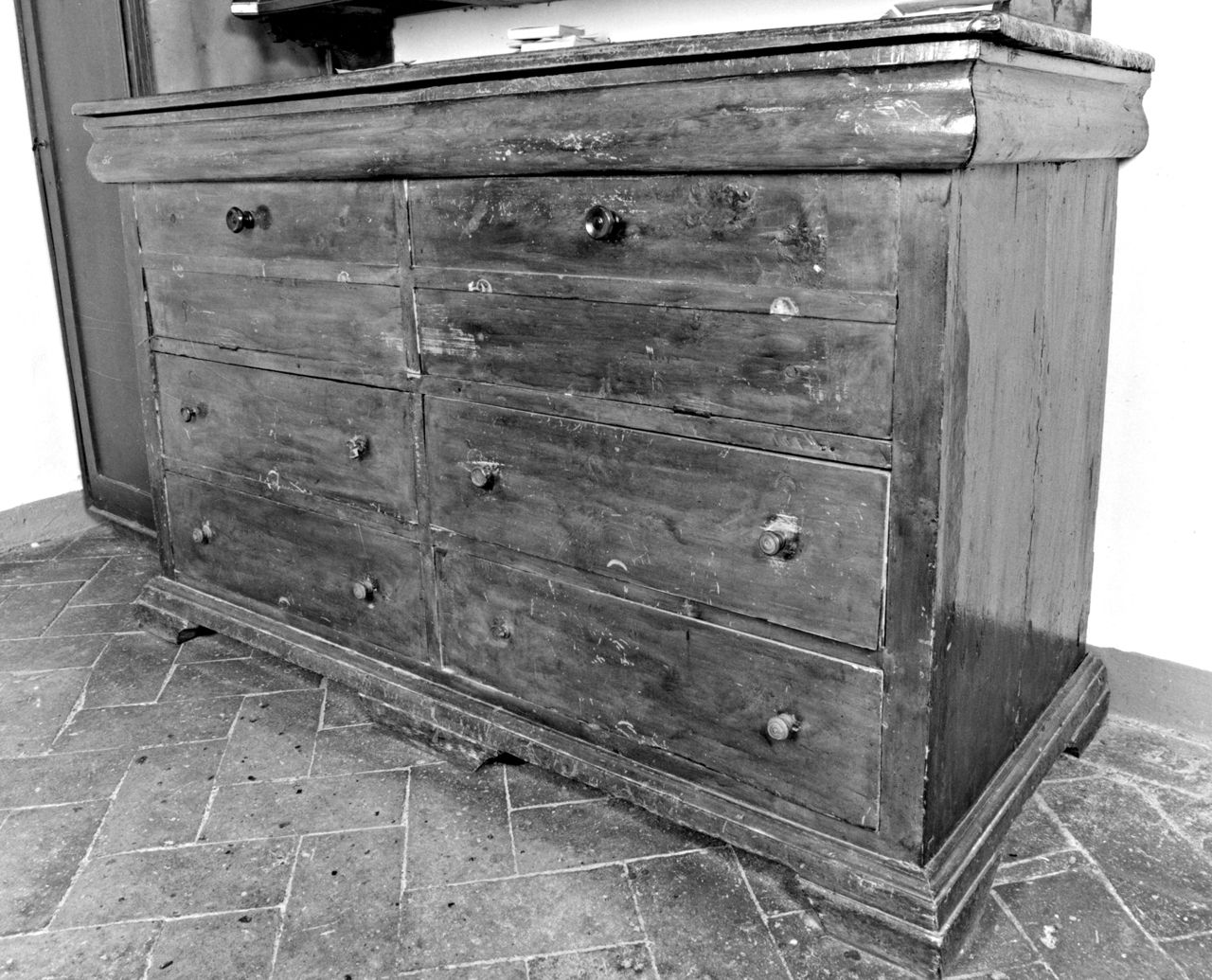 mobile da sacrestia - bottega toscana (seconda metà sec. XIX)