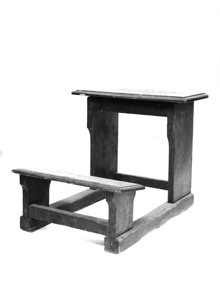 inginocchiatoio - bottega toscana (prima metà sec. XIX)