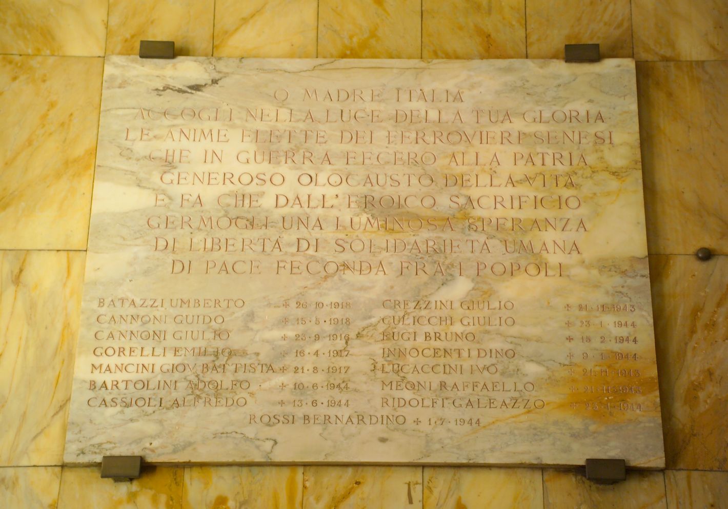 lapide commemorativa - bottega toscana (secondo quarto sec. XX)