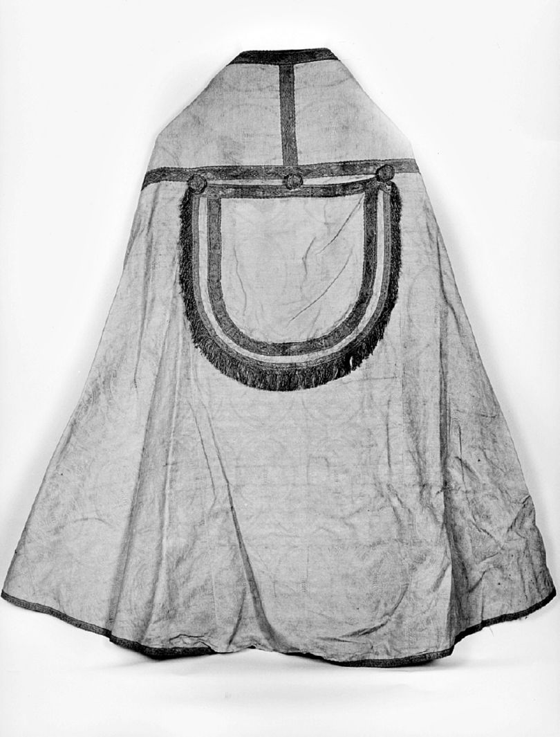 motivi decorativi geometrici e vegetali stilizzati (piviale) - manifattura toscana (seconda metà sec. XIX)