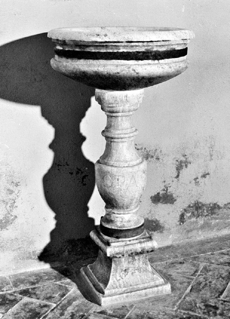 acquasantiera - a fusto - bottega toscana (prima metà sec. XIX)