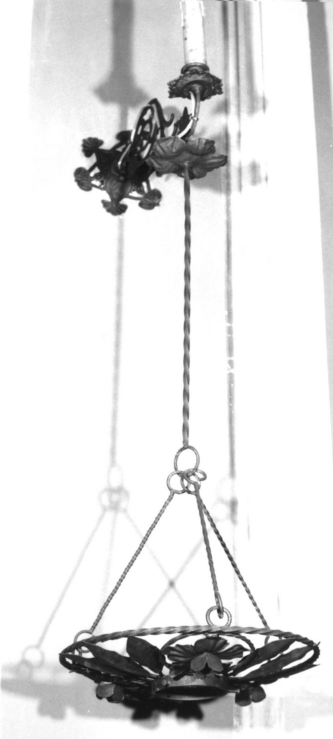 lampada - a muro, serie - bottega toscana (prima metà sec. XX)