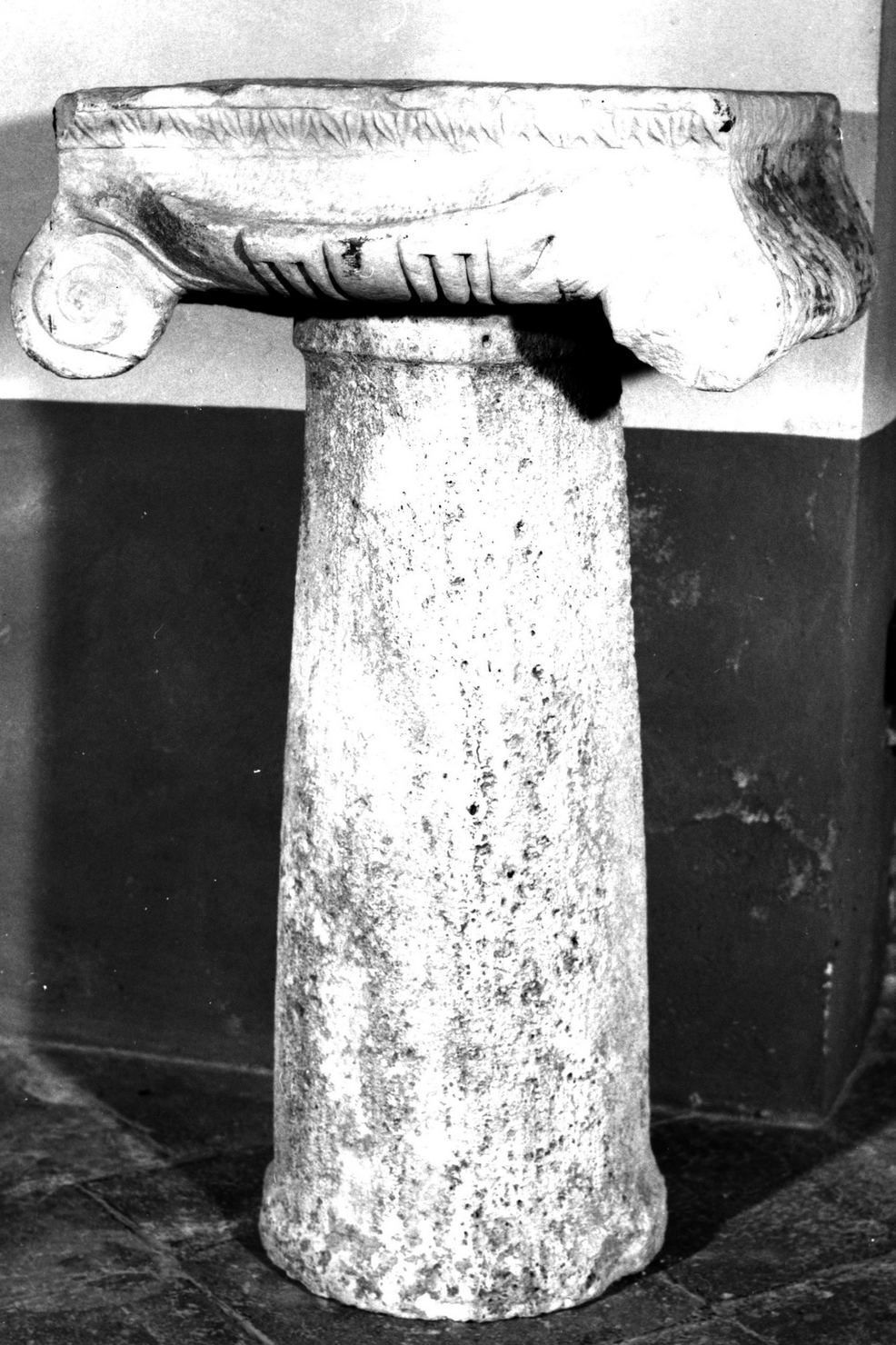 colonna - bottega toscana (sec. XVI)