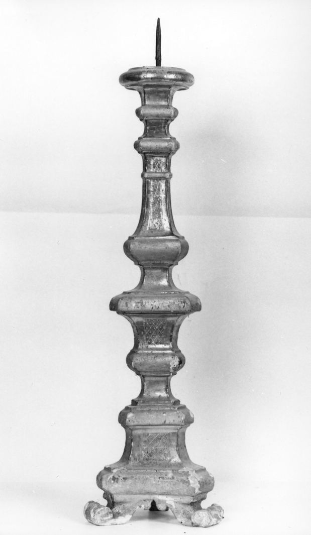 candeliere d'altare, serie - produzione toscana (sec. XVIII)