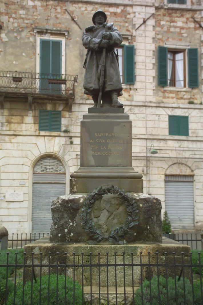 soldato (monumento) di Zocchi Arnaldo (sec. XX)