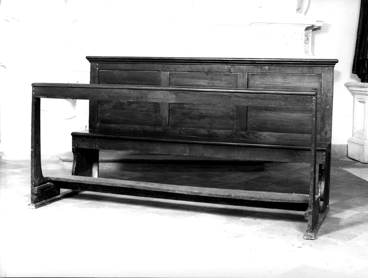 panca con inginocchiatoio, serie - bottega senese (ultimo quarto sec. XIX)