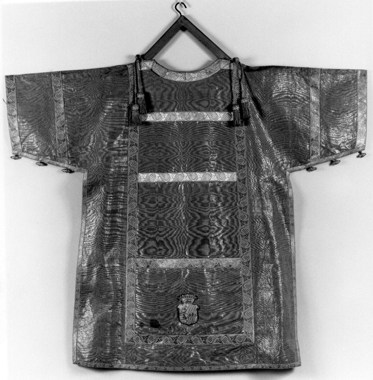 tunicella - manifattura italiana (sec. XVIII)