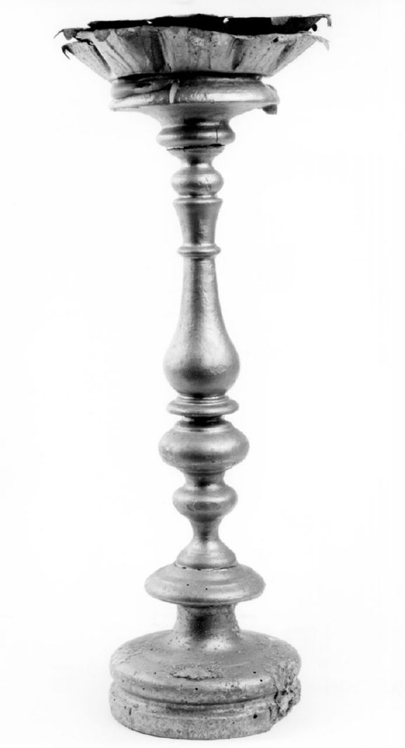 candeliere d'altare, serie - bottega toscana (sec. XVIII)