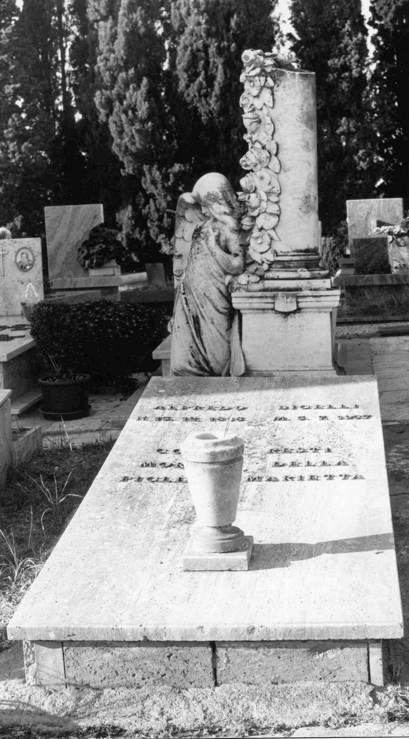 angelo della Morte (monumento funebre) di Corsini Fulvio (sec. XX)