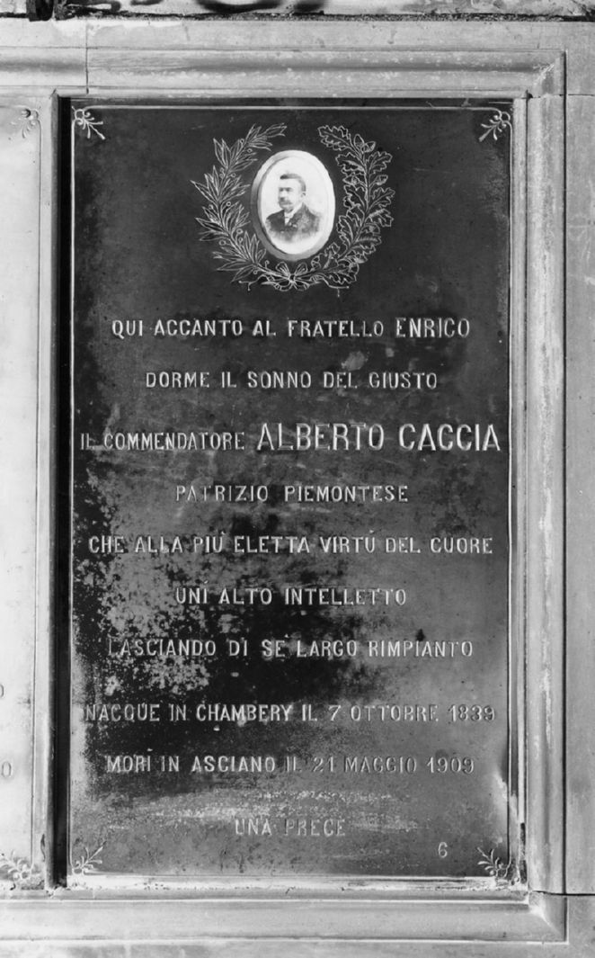 lapide tombale, elemento d'insieme - produzione senese (sec. XX)