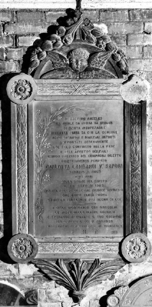 cherubino con festone vegetale (lapide) - bottega senese (sec. XX)