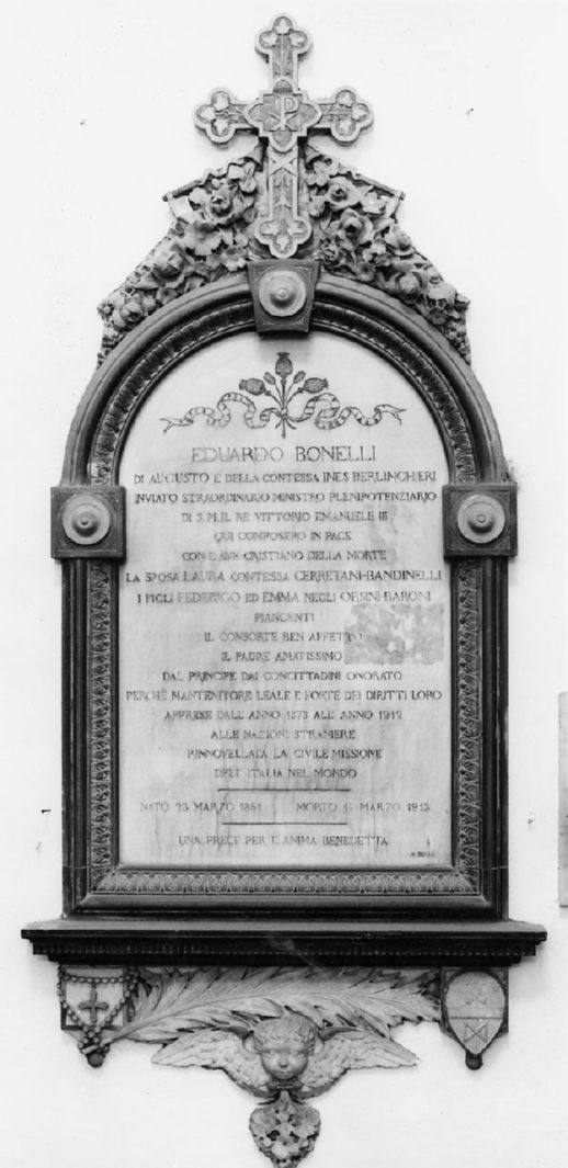 stemma gentilizio della famiglia Bonelli (monumento funebre) di Bindi Alessandro (sec. XX)