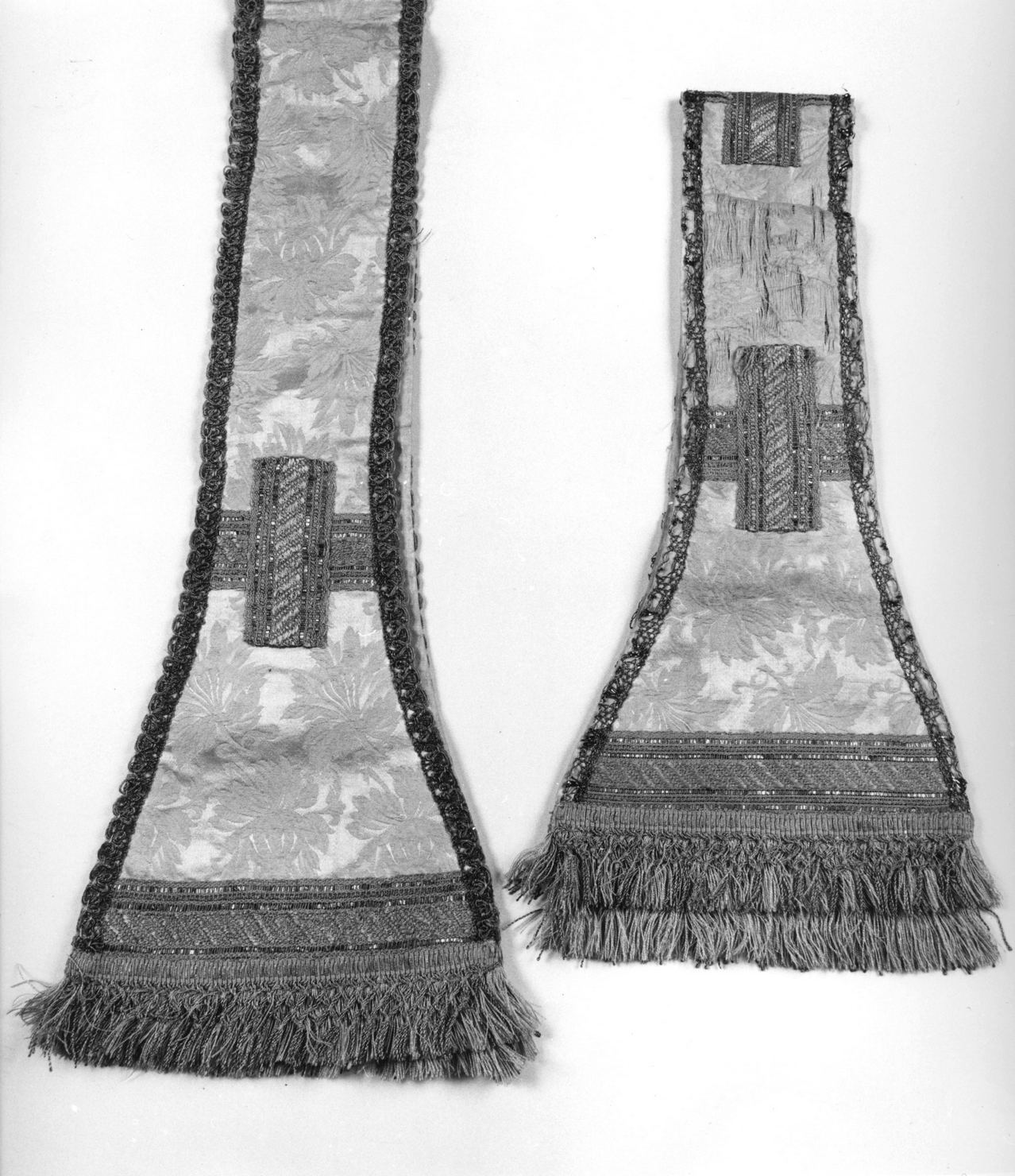 stola - manifattura italiana (ultimo quarto sec. XVII)