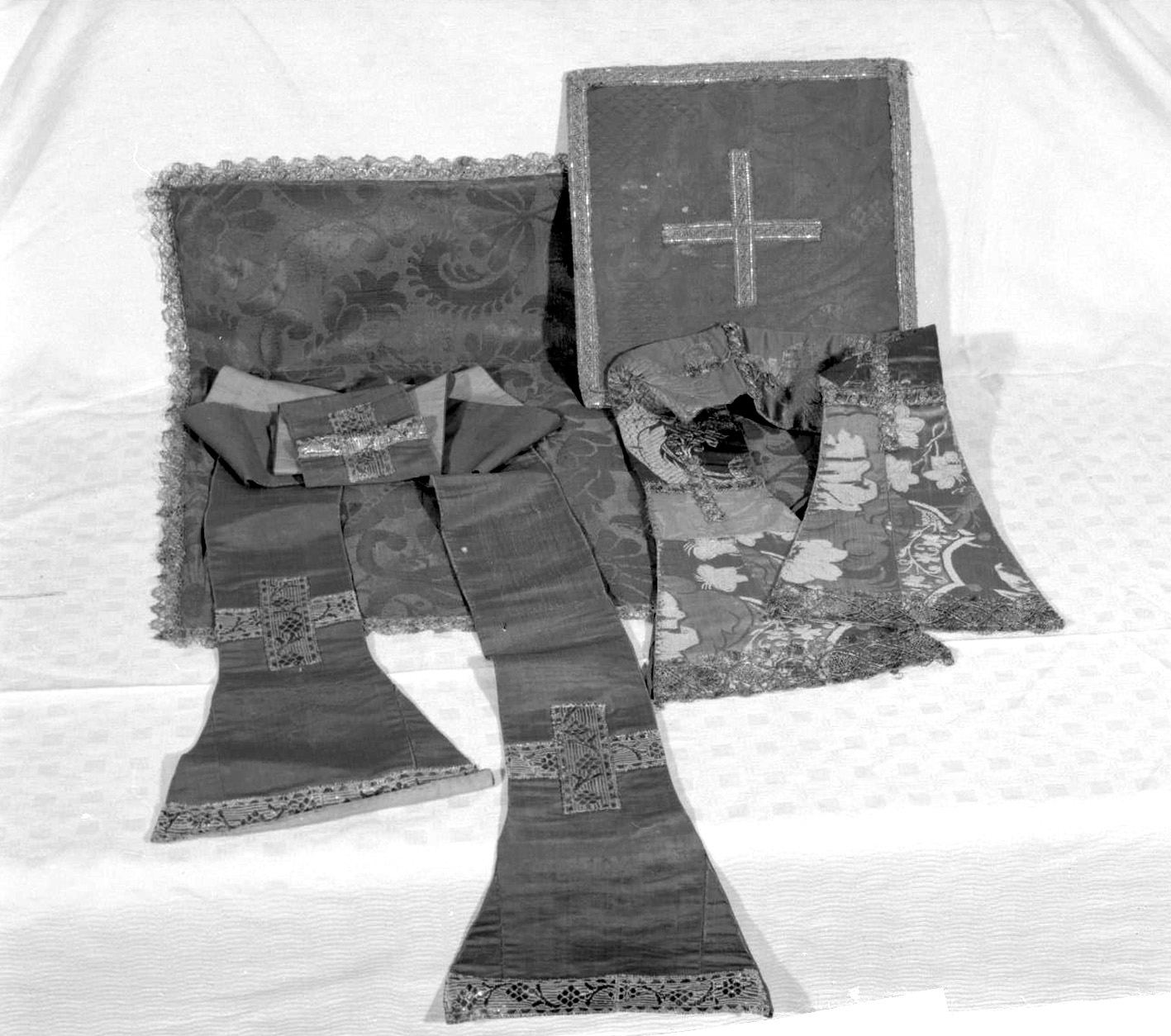 stola - manifattura toscana (sec. XX)