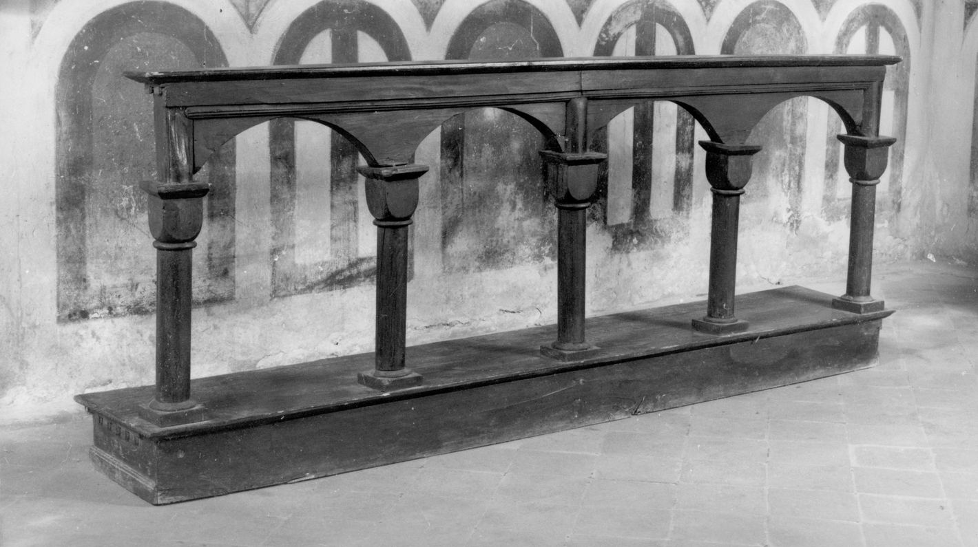 inginocchiatoio - bottega toscana (secondo quarto sec. XX)