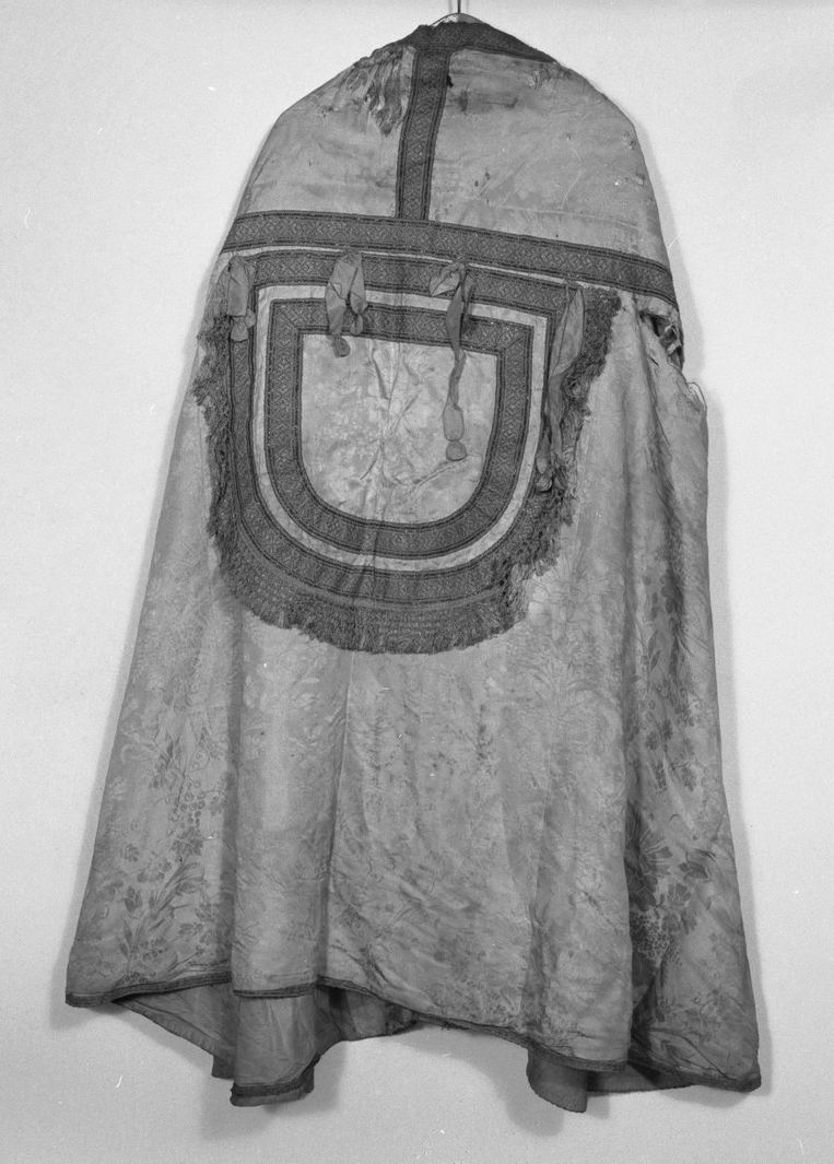 piviale - manifattura italiana (metà sec. XIX)