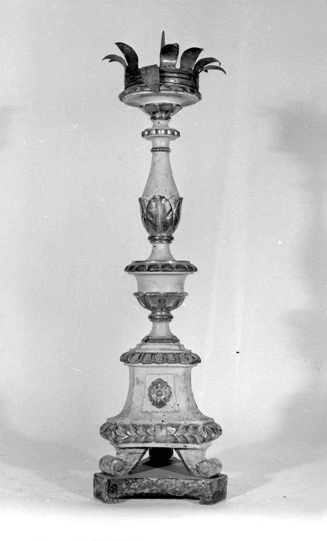 candeliere d'altare, serie - bottega toscana (secc. XVIII/ XIX)