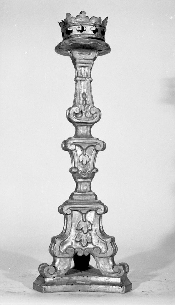 candeliere d'altare, serie - bottega toscana (sec. XVIII)