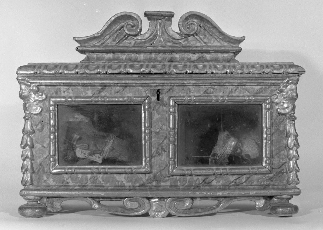 reliquiario a teca - a urna - bottega toscana (sec. XVII)