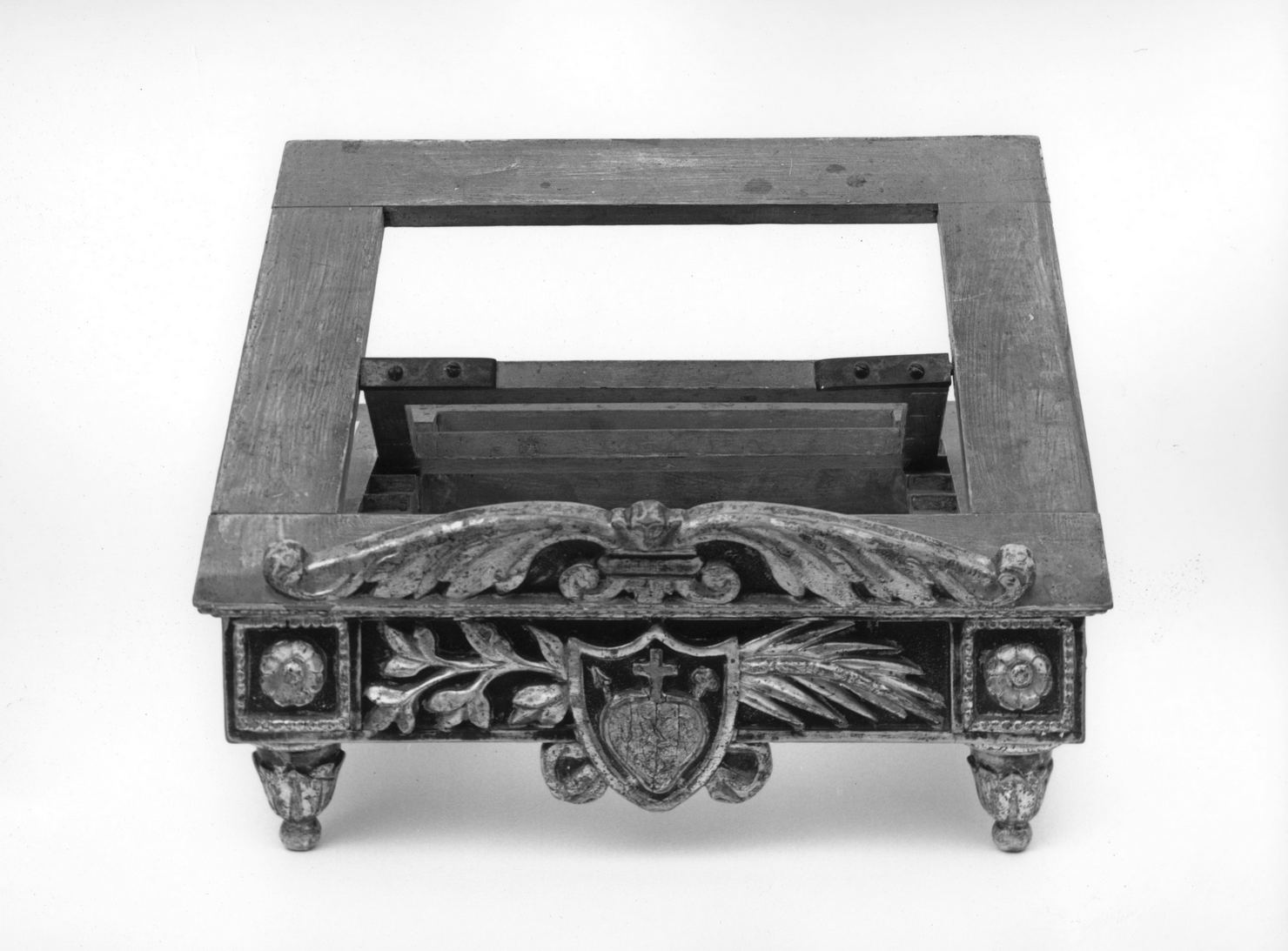 leggio d'altare - bottega romana (ultimo quarto sec. XVIII)