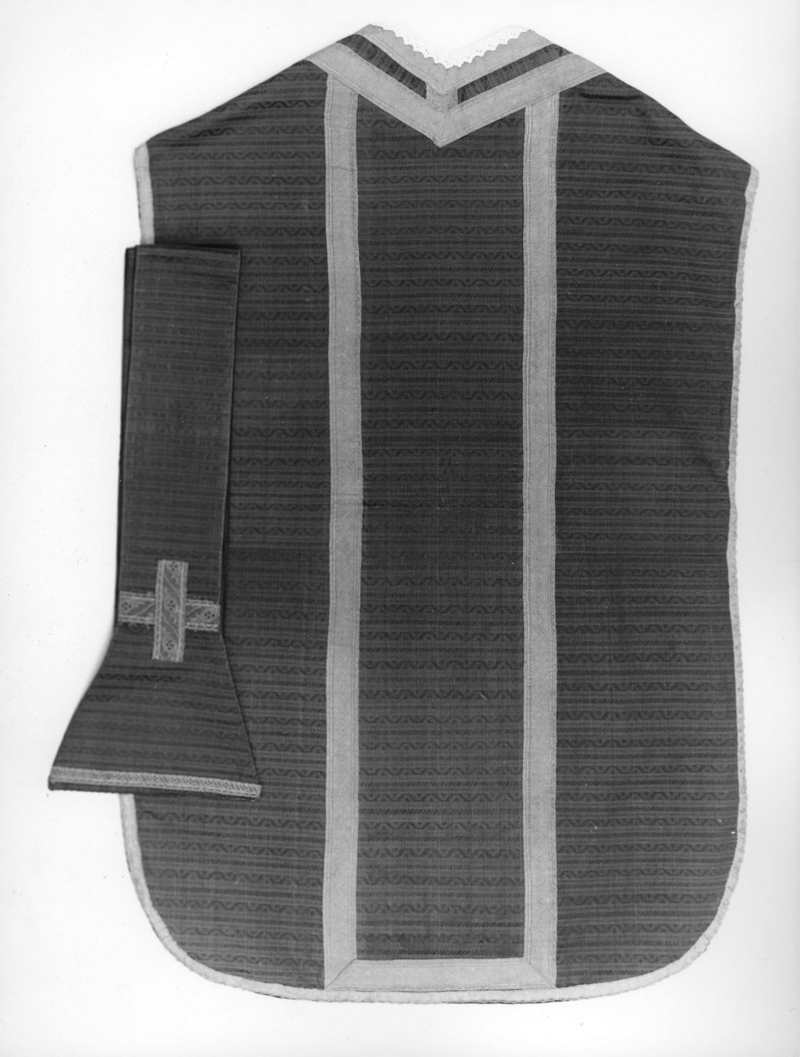 motivo decorativo geometrico (pianeta, elemento d'insieme) - manifattura toscana (prima metà sec. XIX)