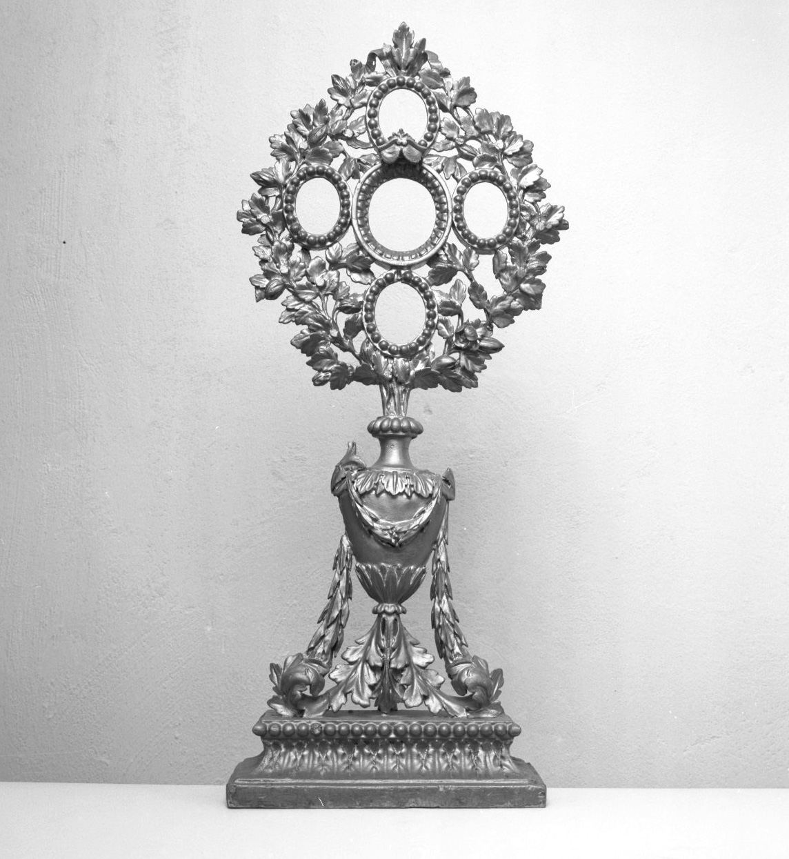 reliquiario - bottega romana (prima metà sec. XIX)