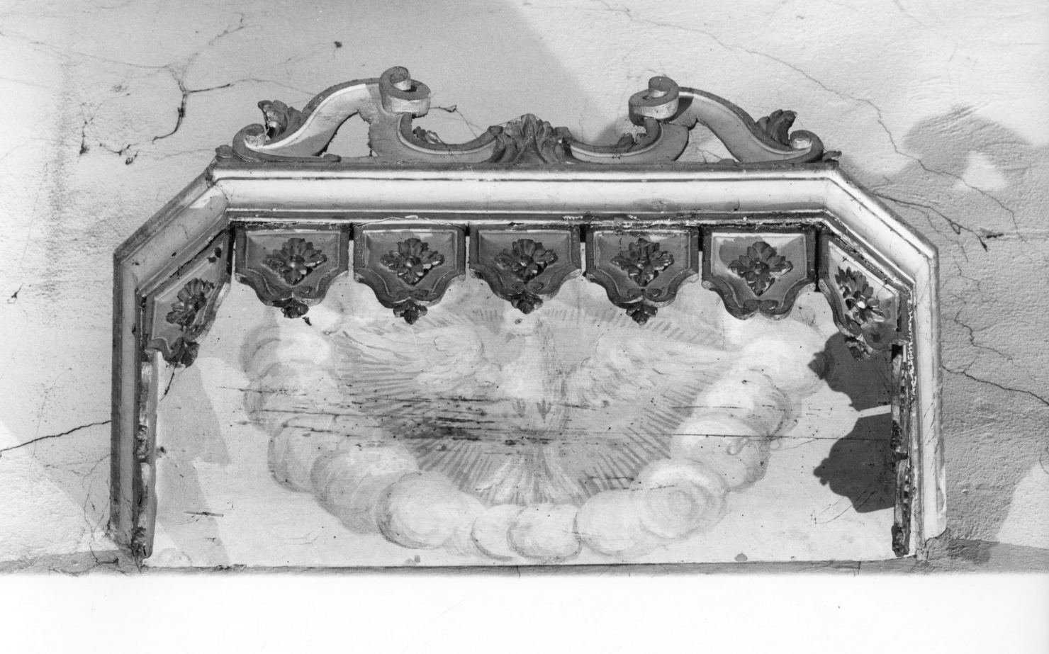 colomba dello Spirito Santo (baldacchino d'altare) - bottega toscana (seconda metà sec. XVIII)