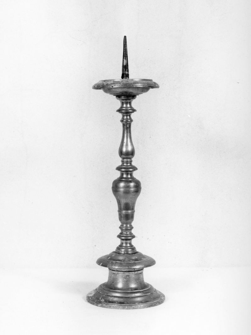 candeliere, serie - bottega toscana (prima metà sec. XVIII)