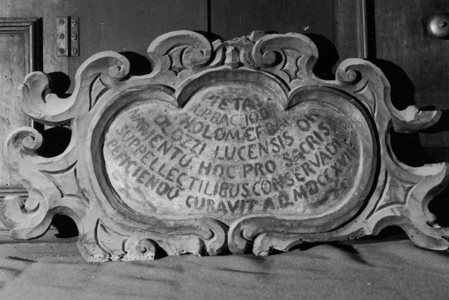 cartiglio, frammento - bottega toscana (primo quarto sec. XVIII)