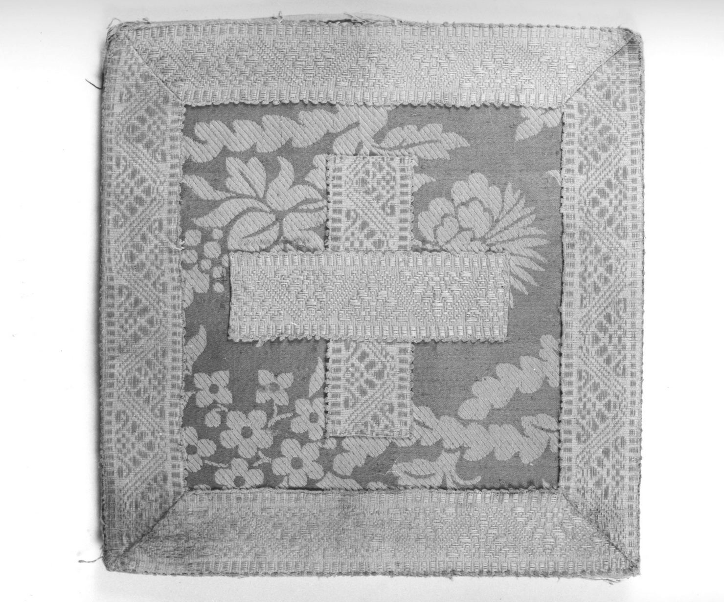 borsa - manifattura toscana (fine/inizio secc. XVII/ XVIII)