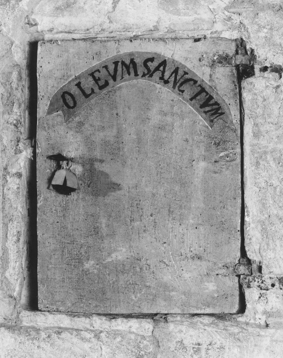 armadietto per oli santi - bottega senese (sec. XVIII)