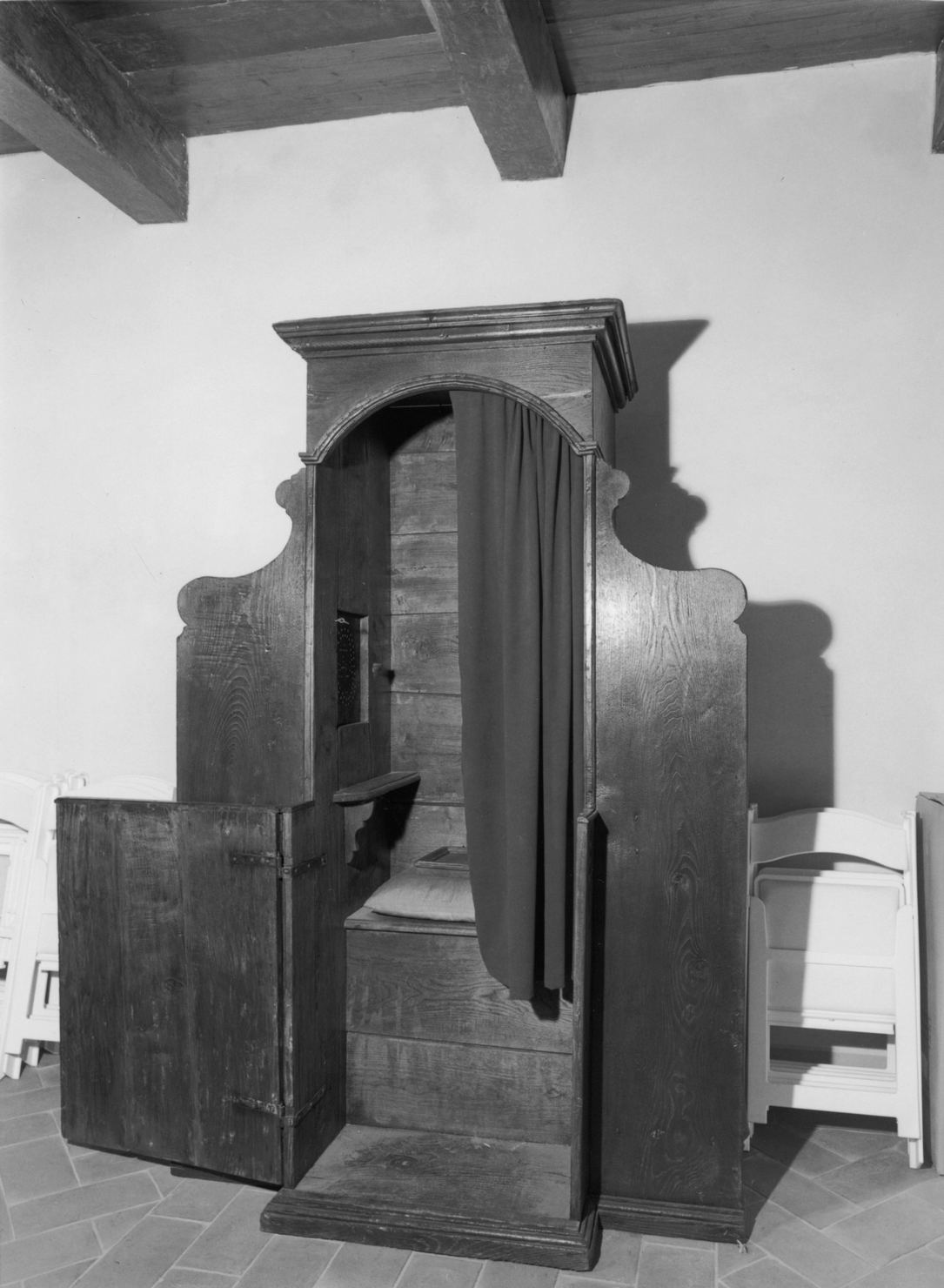 confessionale - bottega toscana (sec. XVIII)