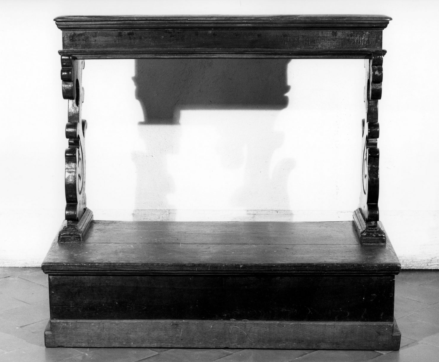 inginocchiatoio - bottega amiatina (prima metà sec. XVIII)